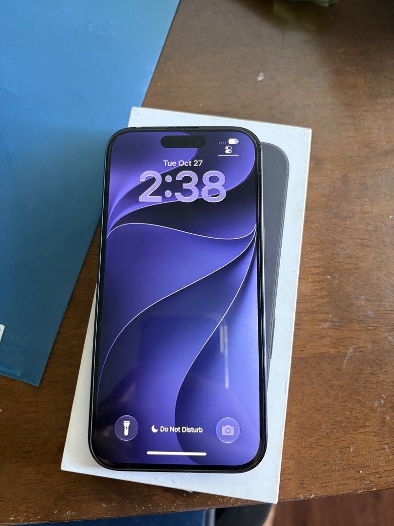 Iphone 16 128Gb (Category: iPhone 16 Series) located in Manila. Submitted by thriftease11 (Listing ID 1470653690, Image 2). Description: Iphone 16 128GB NO ISSUE✅ Faceid✅ Truetone✅ Unlireset not bypassed✅ All buttons working✅ Camera no issue✅ No sim restriction✅ Perfect for daily use Few scratches due to usage.