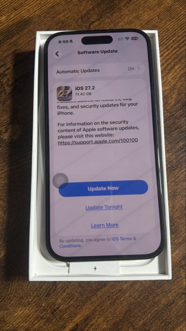 iPhone 16 128GB Black (FU) (Category: iPhone 16 Series) located in Pasay City. Submitted by tindizon0307 (Listing ID 1470562127, Image 2). Description: with Box , Sales Invoice and Anker charger Cord and Cases.
