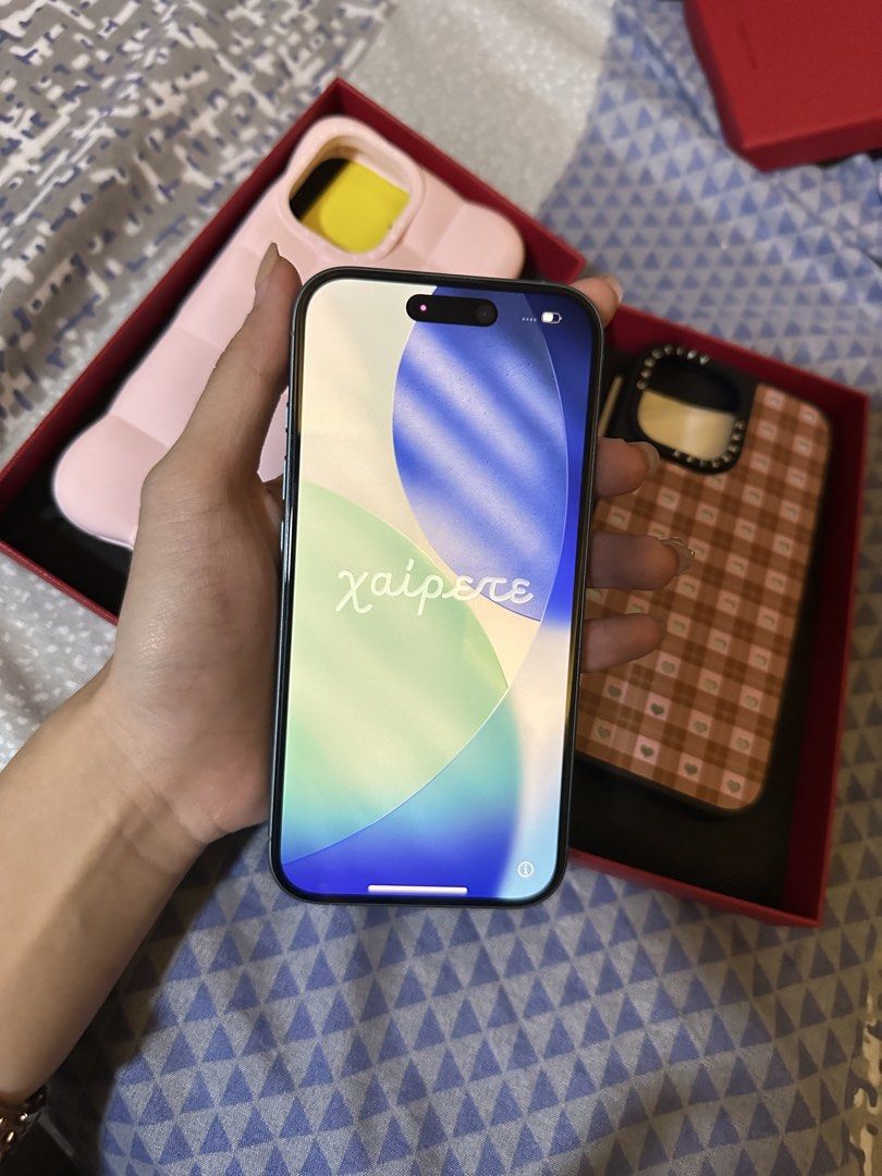IPHONE 16 256 SMART LOCKED (Category: iPhone 16 Series) located in Manila. Submitted by baylonkatr58874 (Listing ID 1470671206, Image 2). Description: Iphone 16 256gb Smart Locked No dents and scratches No history of repair Battery Health 86% Inclusion Unit Cases.