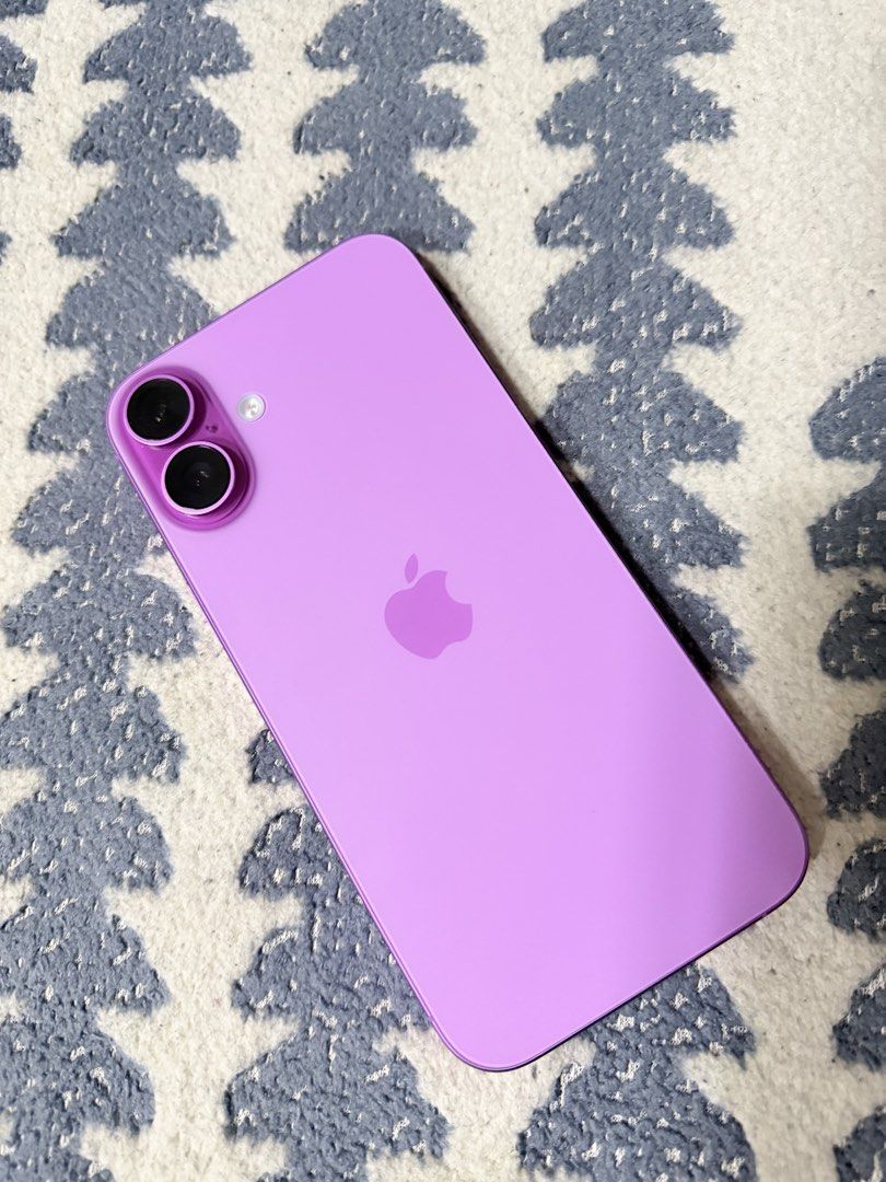 Iphone 16 plus (pink) 128gb (Category: iPhone 16 Series) located in Manila. Submitted by pipaaaay (Listing ID 1470655890, Image 2). Description: Hi! Selling my iphone 16 plus in Pink (128gb) with 92% battery health. Purchased last May 2025. RFS: upgraded to Ip17pm .