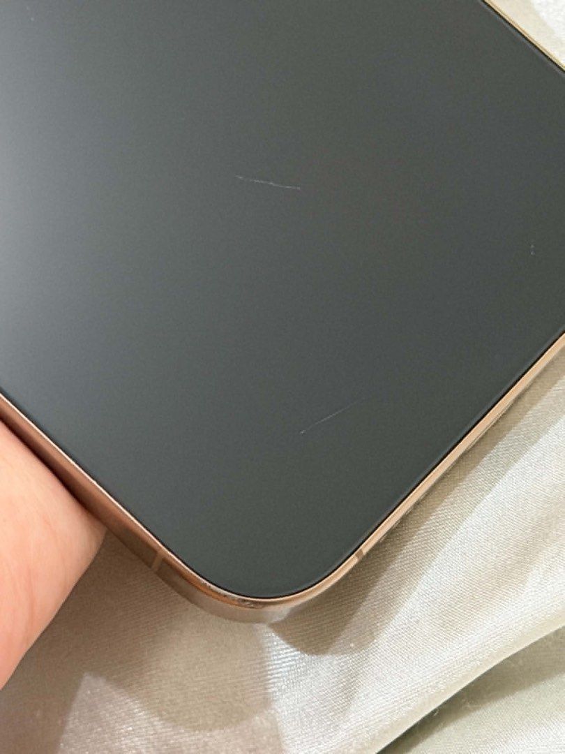 Iphone 16 pro max 256GB (Category: iPhone 16 Series) located in Quezon City. Submitted by fwydchimken (Listing ID 1470577147, Image 3). Description: Iphone 16 pro max 256GB Factory Unlocked 90% batt health Dessert titanium Local variant (bought in PowerMac MegaMall) Inclusion ; orig box & cable No Issue Scratch & dents LAST PRICE POSTED.