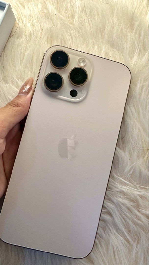 Iphone 16 Promax (Category: iPhone 16 Series) located in Manila. Submitted by softheartedgurl (Listing ID 1470584982, Image 2). Description: For sale: IPhone 16 Pro Max 256GB Desert Titanium 🤎✨ Bought from Power Mac Center, Well taken care of, alagang-alaga, and never repaired. Openline and ready for any SIM! ✔️ 256GB Desert Titanium ✔️ 86% battery health ✔️ Complete with box and charger ✔️ Face ID, True Tone, and all functions working ✔️ Openli