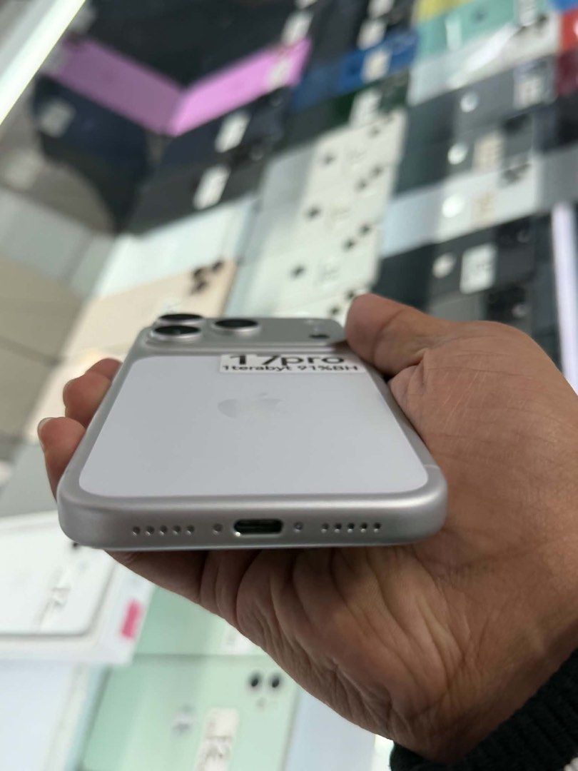 Iphone 17 Pro 1TB 91% BH FU NTC No issue (Category: iPhone 17 Series) located in San Juan City. Submitted by javedsgadgetshop (Listing ID 1470558985, Image 2). Description: WE BUY AND SELL SO PWEDE MAGBINTA OR SWAP ! INSTALLMENT OPTIONS : SPAY LATER / GGIVES / CREDIT CARD / SKYRO / HOMECREDIT (BRANDNEW) Quick Specs : 💵 Iphone 17pro •1TB •NTC Variant •91% batt health •Factory Unlock •95% Smoothness •No hidden issue | No Repaired •100% Authentic |