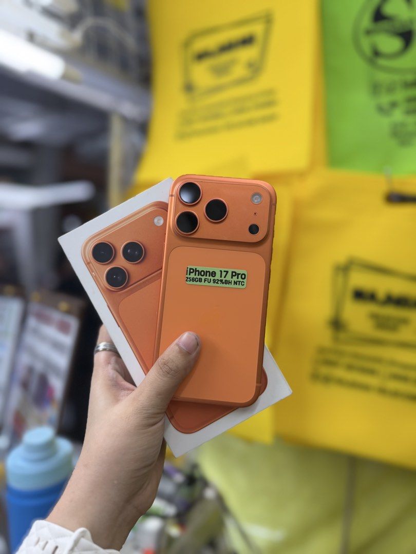 Iphone 17 Pro 256GB 92BH NTC approved Openline (Category: iPhone 17 Series) located in San Juan City. Submitted by najihahtelecomshop2018 (Listing ID 1470683880, Image 2). Description: Legit Store | Original unit FOR SALE | TRADE / SWAP ▫️INSTALLMENT thru: 🔸Credit Card (straight / installment) 🔸Ggives / Gcredit + 6% interest 🔸Spay Later + 6% interest (RFS: Buy and Sell any kinds of Gadgets) Description: iPhone 17 Pro 256GB ( other GB are also 