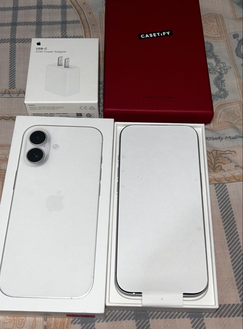 iphone 17 white 256gb 91%bh (Category: iPhone 17 Series) located in Manila. Submitted by ggez08 (Listing ID 1470670262, Image 2). Description: iphone 17 for sale or swap For sale or swap sa lower iphone 17 base white 256gb - 91% bh - no dents or scratches napaka kinis like bnew - Factory unlock any sim -X/A local variant purchased on power mac - No issues, unli check and reset - complete with orig box and sealed 20w apple adaptor and orig casetif
