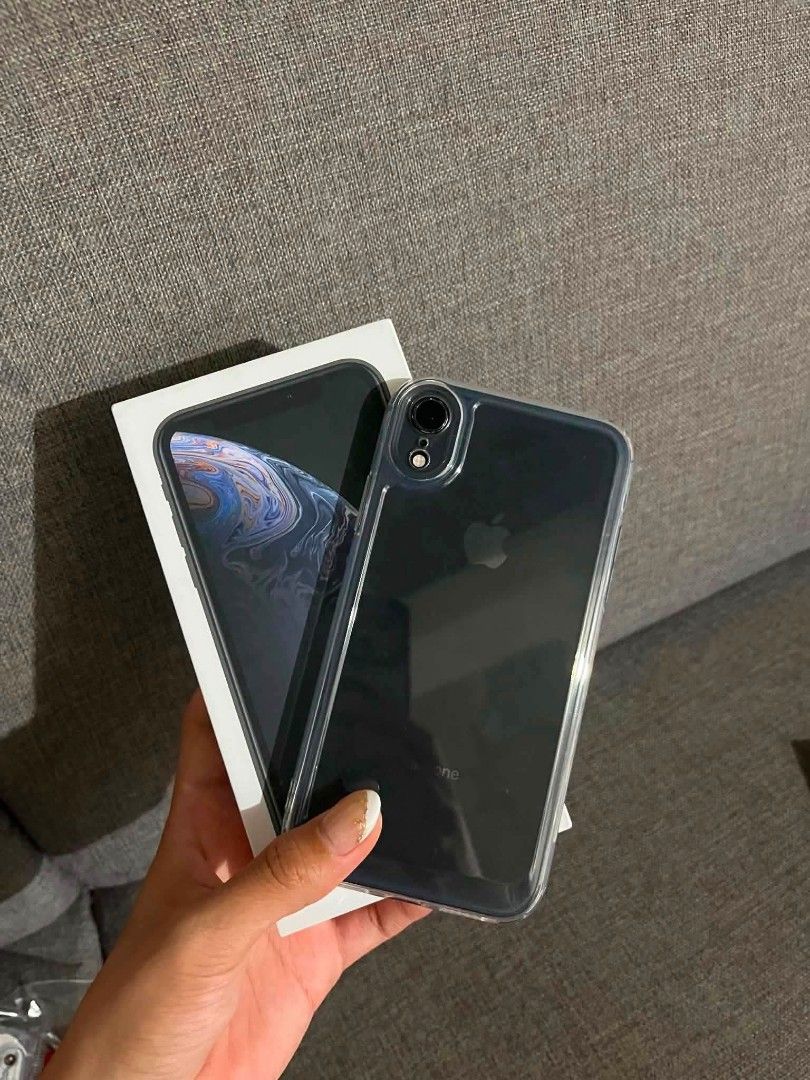 iPhone xr (Category: iPhone X Series) located in Pateros City. Submitted by defenetlycie (Listing ID 1470613028, Image 1). Description: 🎃 𝐇𝐀𝐋𝐋𝐎𝐖𝐄𝐄𝐍 𝐒𝐀𝐋𝐄 — 𝐈𝐏𝐇𝐎𝐍𝐄 𝐗𝐑 👻 𓍢ִִ໋🌷͙֒ 𝐢𝐏𝐡𝐨𝐧𝐞 𝐗𝐑 𝟏𝟐𝟖𝐆𝐁 ₱𝟑,𝟎𝟎𝟎 𝐎𝐍𝐋𝐘! 🕸️ No tricks, just a sulit treat! 🎃 Your budget-friendly iPhone is waiting for you. — 128GB Storage — Liquid Retina HD Display — Face ID — Stylish & Classic Design — Complete Package Included ୨ৎ CAS