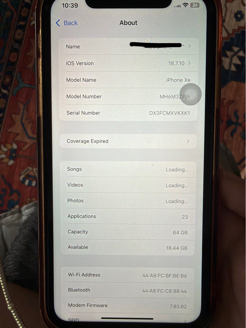iphone xr 64gb black (Category: iPhone X Series) located in Manila. Submitted by namis_cart (Listing ID 1470649923, Image 2). Description: smart-locked 72% batt health.