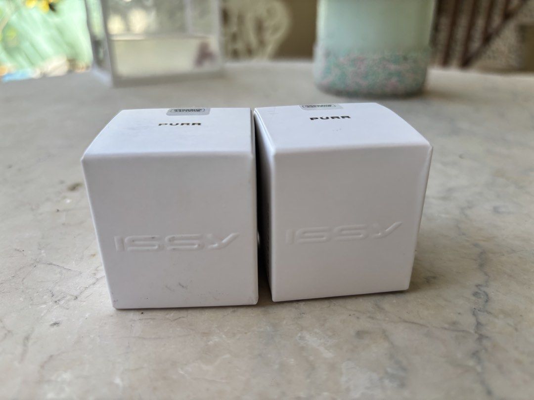 Issy PURR Blush On (Category: Makeup) located in Antipolo. Submitted by annesmarket (Listing ID 1470574909, Image 2). Description: Blush ON Original Price 499.