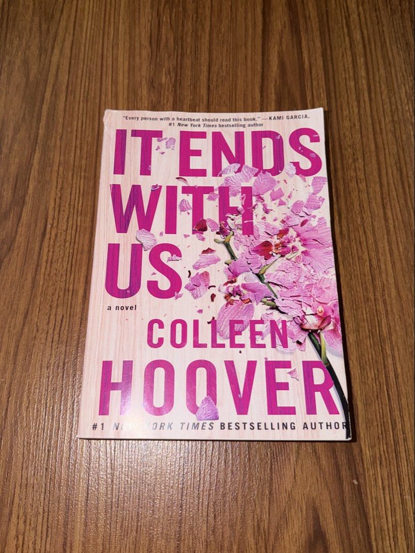 It Ends With Us by Colleen Hoover (Category: Storybooks) located in Antipolo. Submitted by kzees (Listing ID 1470668752, Image 1). Description: - Original - small tear on front cover - few highlights on some pages - still clean & readable See photos for the condition. SELLING IT FOR ONLY ₱250! 🥳 (bought it ng 799 🫣).