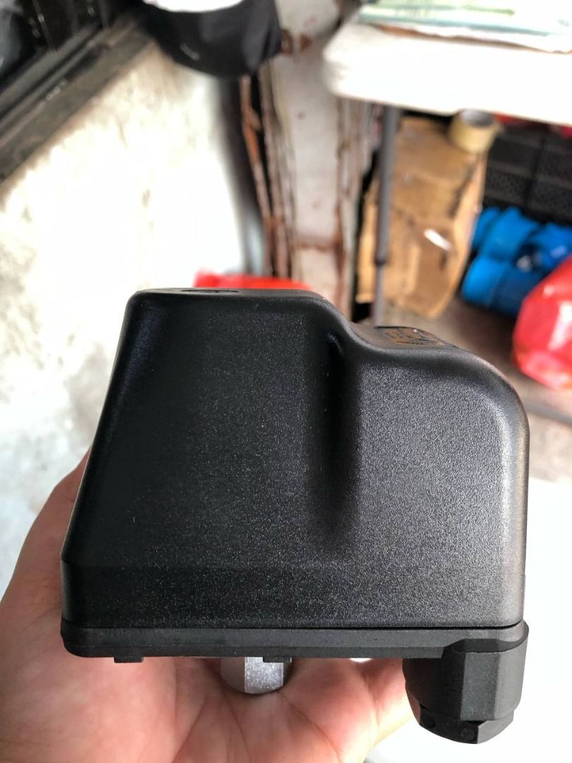 Italtechnica Pressure Switch Specs : 40-60psi (Category: Everything Else Others) located in Manila. Submitted by joeyroque09 (Listing ID 1470596182, Image 1). Description: Italtechnica Pressure Switch Specs : 40-60psi.