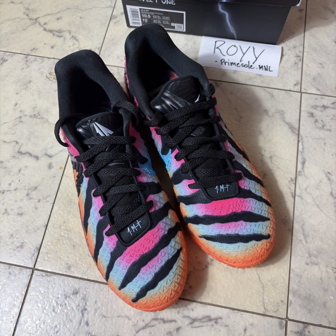 JA 3 “Tri State” (Category: Sneakers) located in Marikina City. Submitted by Primesole.mnl (Listing ID 1470593942, Image 2). Description: JA 3 “Tristate” • Size: 10.5 Mens • Worn x3 / Complete • ₱ 3,995 only (Below Market) 📍 Marikina City Area 📩 DM for inquiries / reservation IG: Primesole.MNL FB: Primesole.mnl Disclaimer: Primesole.MNL is not affiliated with or endorsed by any of the brands posted. All trademarks and copyrights belong to their