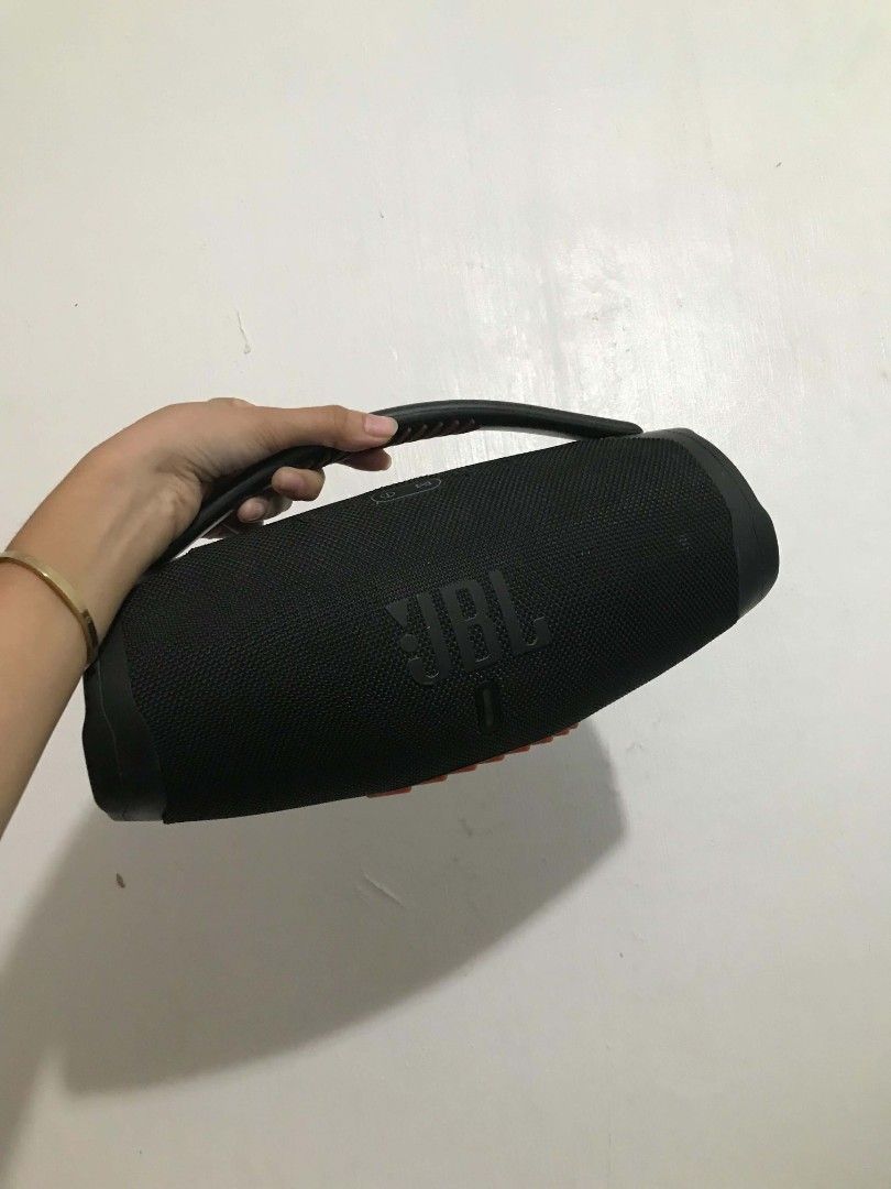 JBL Boombox 3 Bluetooth Speaker (Category: Soundbars, Speakers & Amplifiers) located in Paranaque City. Submitted by genxie_ (Listing ID 1470688198, Image 2). Description: ✨ Good sound quality with strong audio ✅ Fully working, no known issues 🎵 Bluetooth connectivity 🖤 Black with orange accents 👌 Good condition ❌ No charger and original box 💰 Price: ₱2,500 negotiable 📌 Actual item shown in the photos. 🎶 Buyer is welcome to test before buyi