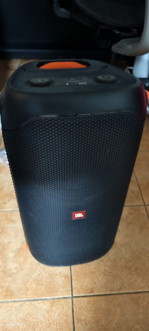 JBL PartyBox Club 110 Bluetooth Speaker (Category: Soundbars, Speakers & Amplifiers) located in Pasig City. Submitted by kuyavictory (Listing ID 1470647285, Image 1). Description: - JBL PartyBox Club 120 Bluetooth party speaker in great working condition - Delivers loud, powerful sound output ideal for indoor and outdoor hangouts - Features deep bass mode and dynamic LED light shows pulsing through the front grille - Top control panel equipped wi