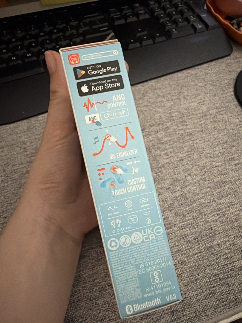 JBL Wave Beam 2 (Category: Earphones) located in Manila. Submitted by pinkpancakes22 (Listing ID 1470724380, Image 2). Description: Php 2499 Brand new and sealed.
