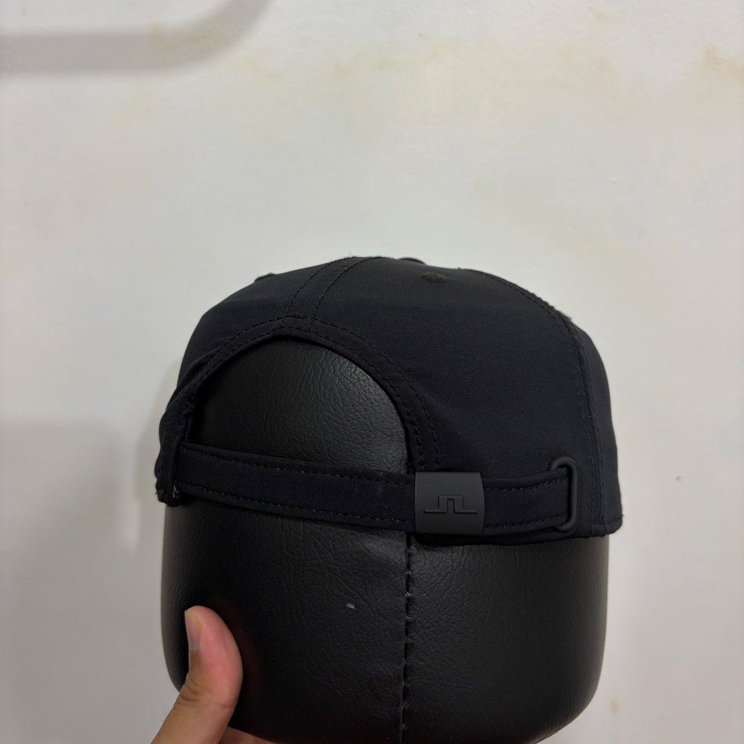 j.lindeberg (Category: Caps & Hats) located in Santa Rosa. Submitted by gardenofthrifts (Listing ID 1470609364, Image 3). Description: ₱1780 OSFA 10/10 Condition Comment “Mine” below to purchase..