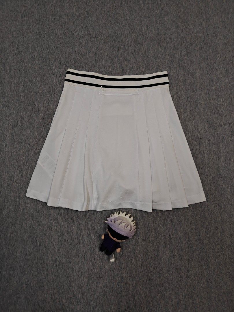 j.lindeberg HARLOW SKIRT (Category: Activewear) located in Bacolod City. Submitted by yobibstuffs (Listing ID 1470643417, Image 3). Description: J.LINDEBERG HARLOW SKIRT SIZE: XS DIMENSIONS WAISTLINE: 25-28 LENGTH: 15 GOOD CONDITION ISSUE: WASHABLE YELLOW STAINS 🫠 NEED WASH 🧼🫧 PRICE: 1499+SF OUTSIDE BACOLOD CITY 🏙️ 🌆 PM ME! 📥📥📥.