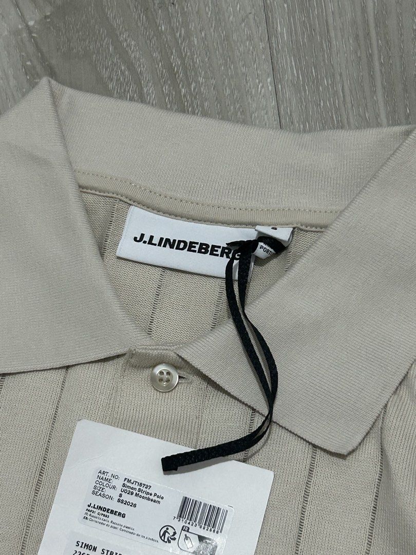 Jlinderberg Simon Polo (Category: Tshirts & Polo Shirts ) located in Batangas. Submitted by jazthrift_ (Listing ID 1470649279, Image 3). Description: Jlinderberg (Simon stripe polo) -Brand new (with tags) -Color rate: 10/10 -Never been used -No issues -Small on tag 20x26 🏷️₱2,499 (free shipping).