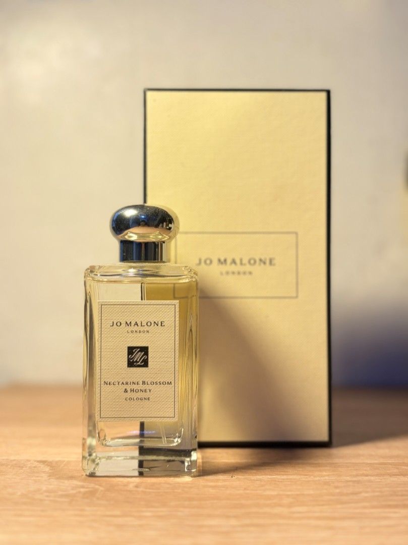 Jo Malone Nectarine Blossom & Honey 100ml (Category: Fragrance & Deodorants) located in Abucay. Submitted by madamvcloset (Listing ID 1470612475, Image 1). Description: authwntic with box.