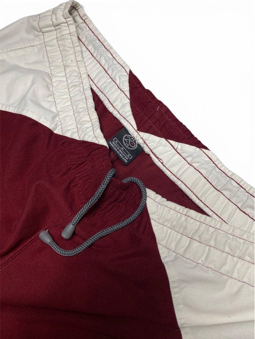 Jordan 00’s (Category: Shorts) located in Lipa City. Submitted by heavenlythrift99 (Listing ID 1470715331, Image 3). Description: Size: Meduim Best fit Large 20 25 Excellent Condition Issue: Minimal Crackprint on backhit.