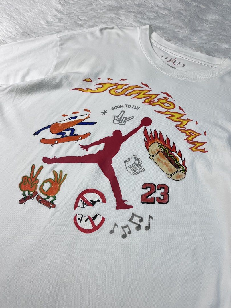JORDAN (Category: Tshirts & Polo Shirts ) located in Manila. Submitted by bagayanagi11491 (Listing ID 1470583115, Image 2). Description: Excellent Condition Size: L-XL Dimes: 23x28 Issue: None.