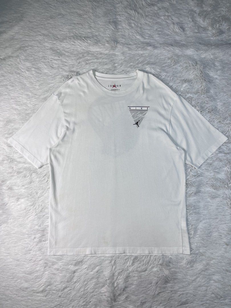 JORDAN (Category: Tshirts & Polo Shirts ) located in Manila. Submitted by bagayanagi11491 (Listing ID 1470588265, Image 1). Description: Excellent Condition Size: XL Dimes: 23x29 Issue: None Solid to.