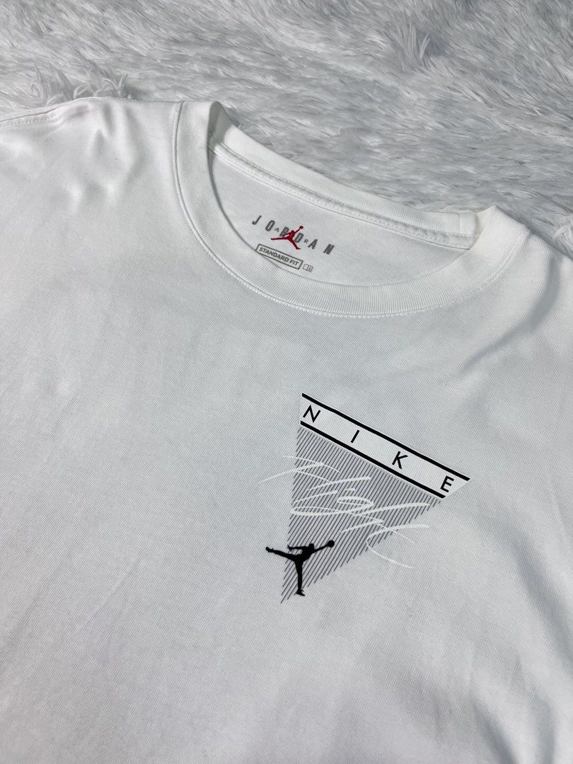 JORDAN (Category: Tshirts & Polo Shirts ) located in Manila. Submitted by bagayanagi11491 (Listing ID 1470588265, Image 2). Description: Excellent Condition Size: XL Dimes: 23x29 Issue: None Solid to.