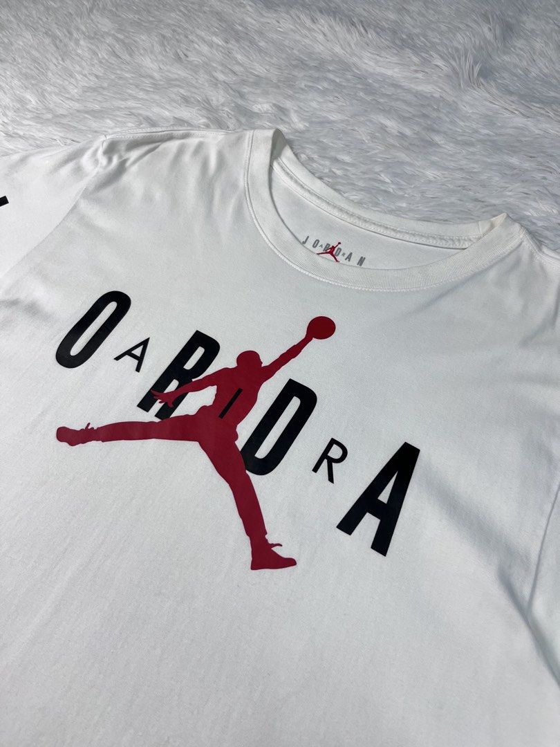 JORDAN (Category: Tshirts & Polo Shirts ) located in Manila. Submitted by bagayanagi11491 (Listing ID 1470588572, Image 2). Description: Excellent Condition Size: L Dimes: 22x29 Issue: None Solid.