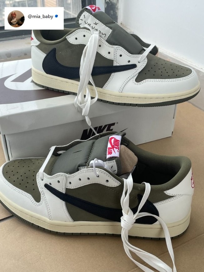Jordan × Travis Scott Air Jordan 1 Reverse Swoosh 8.0 Low OG 