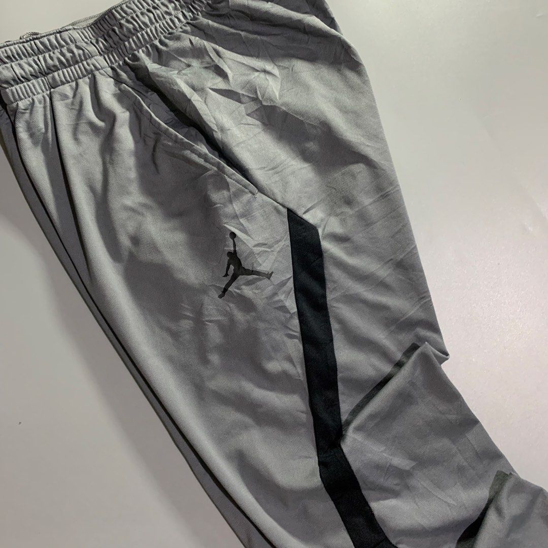 Jordan athletic trackpants (Category: Joggers) located in Davao. Submitted by jandyfuert21303 (Listing ID 1470683083, Image 2). Description: Good as new condition Medium on tag 28-36 x 39 No issues .