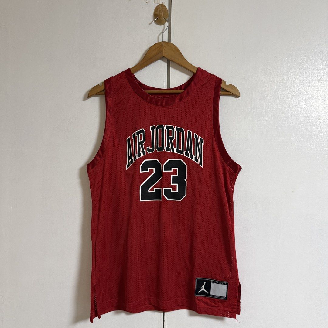 JORDAN DNA Distorted Jersey (Mesh) (Category: Tshirts & Polo Shirts ) located in General Trias. Submitted by seconddegreeco (Listing ID 1470691490, Image 1). Description: JORDAN DNA Distorted Jersey (Mesh) Large 28 length 20 width Excellent ✨ No issue.
