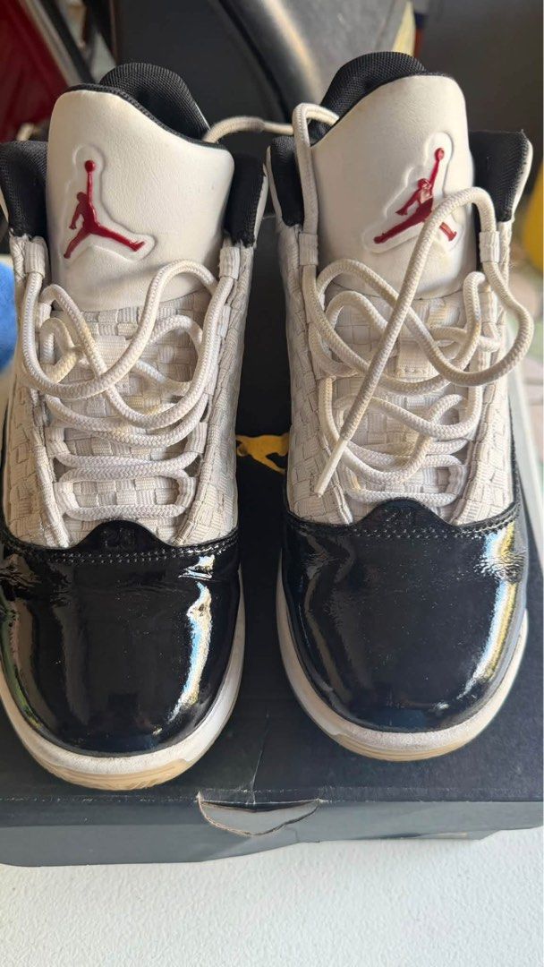 Jordan Max Aura 6 Size 6Y With Box (Category: Babies & Kids Fashion) located in Valenzuela. Submitted by itshanaaaaa_ (Listing ID 1470682668, Image 2). Description: No issues, minimal sign of usage only Box included 📍Valenzuela.