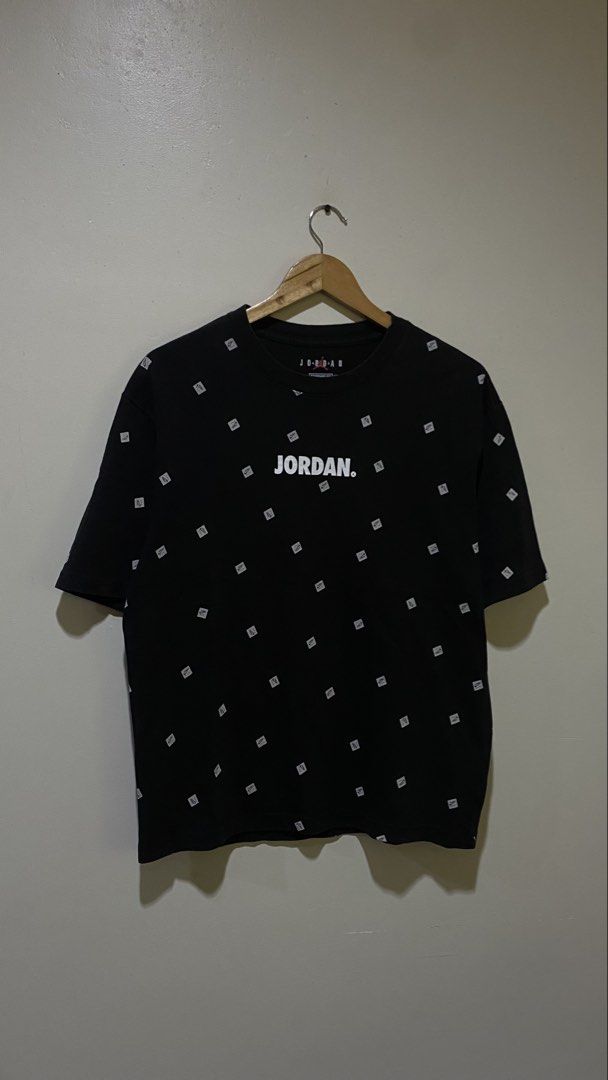 Jordan t shirt (Category: Coats, Jackets and Outerwear) located in Nagcarlan. Submitted by nsh.c (Listing ID 1470578626, Image 1). Description: Excellent condition Cr:9.5/10 Dimes:26.5X20.5 No issue .