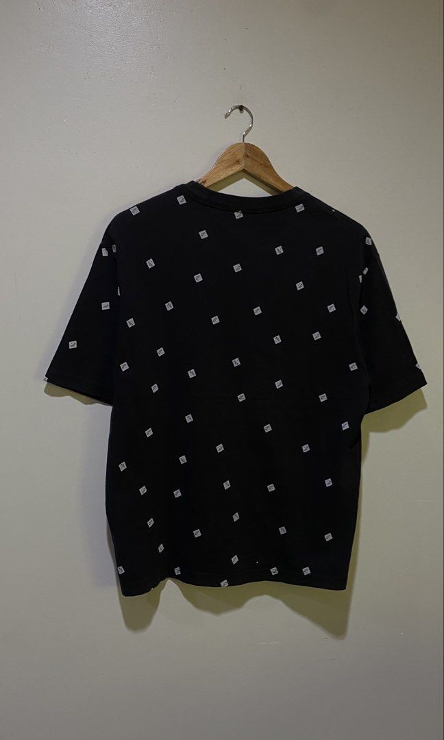Jordan t shirt (Category: Coats, Jackets and Outerwear) located in Nagcarlan. Submitted by nsh.c (Listing ID 1470578626, Image 2). Description: Excellent condition Cr:9.5/10 Dimes:26.5X20.5 No issue .