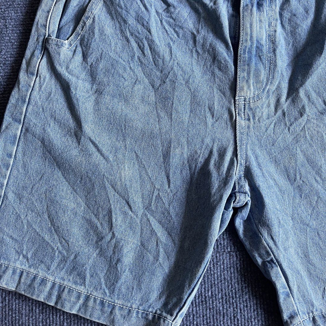 Jorts size 36 (Category: Shorts) located in Butuan. Submitted by cgsayas20083001 (Listing ID 1470607011, Image 2). Description: .