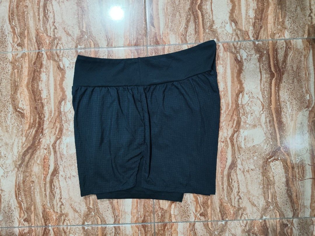 Joy Lab Running Short (Category: Activewear) located in General Santos City (Dadiangas). Submitted by alfredanth42291 (Listing ID 1470612129, Image 3). Description: JOY LAB RUNNING SHORT black XL W: 31-37 L: 15 -w/ inner cycling -quickdry ✓excellent condition 250 #trail #gym #pickleball #outdoor.