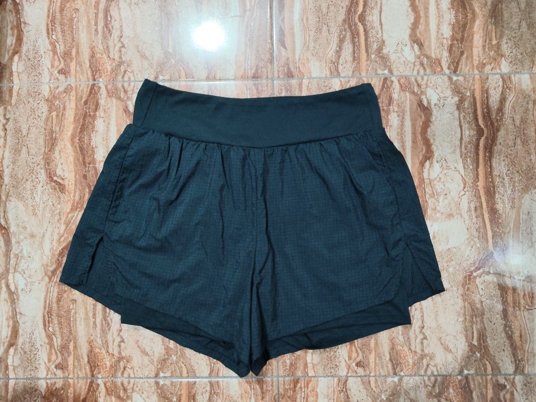 Joy Lab Running Short (Category: Activewear) located in General Santos City (Dadiangas). Submitted by alfredanth42291 (Listing ID 1470612129, Image 1). Description: JOY LAB RUNNING SHORT black XL W: 31-37 L: 15 -w/ inner cycling -quickdry ✓excellent condition 250 #trail #gym #pickleball #outdoor.