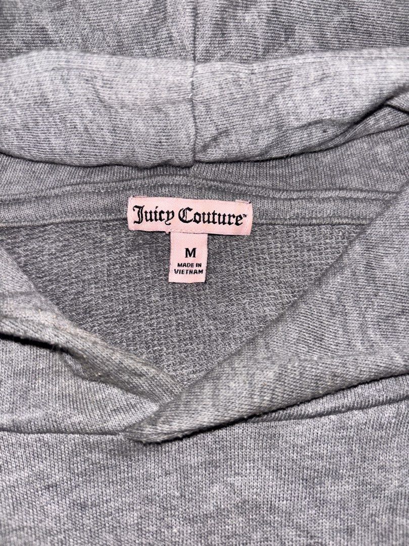 Juicy Couture Y2K Crop PullOver Hoodie (Category: Coats, Jackets and Outerwear) located in Manila. Submitted by erxm.thrift (Listing ID 1470708134, Image 2). Description: .