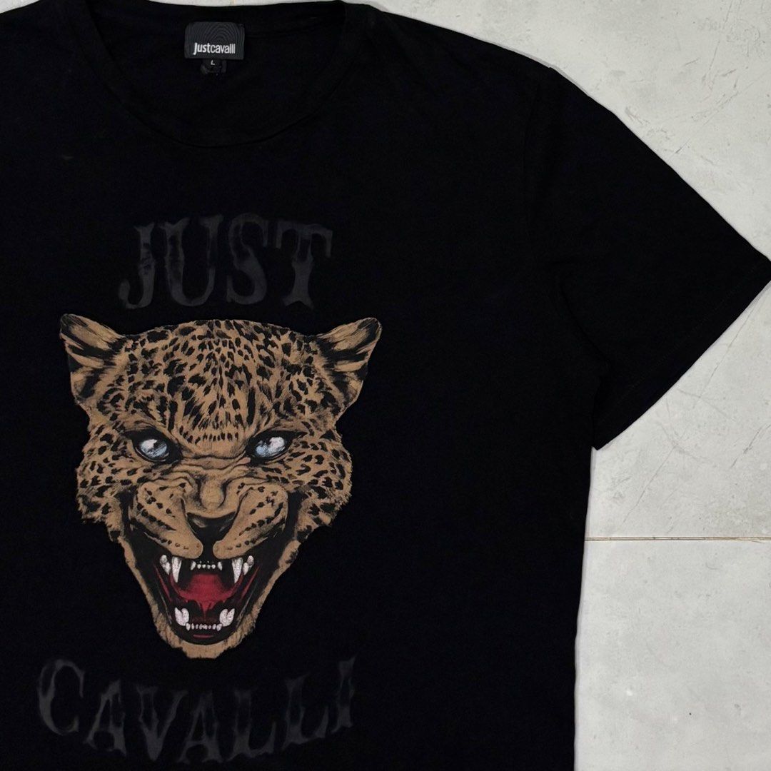 Just cavalli leopard graphic shirt (Category: Luxury Apparel) located in Cebu City. Submitted by florianmiral28 (Listing ID 1470670559, Image 2). Description: Just cavalli leopard graphic shirt Excellent condition Large W 21 L 28.5.