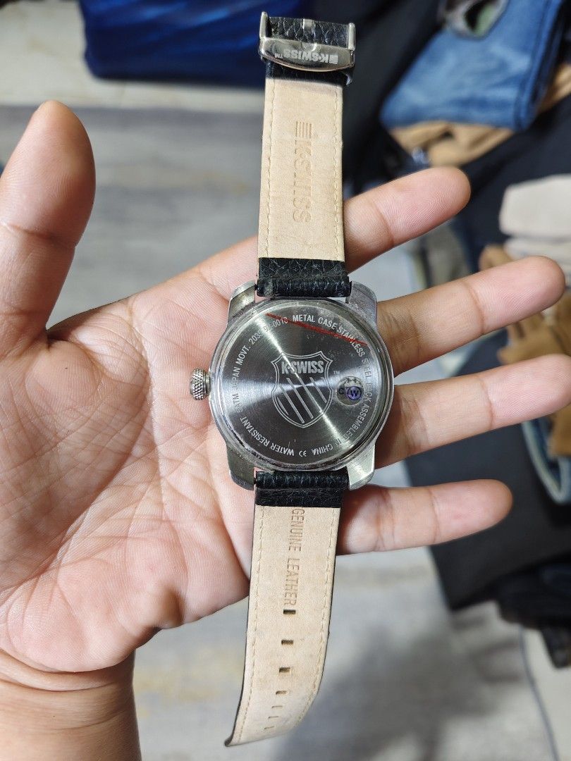 K SWISS VINTAGE WATCH (Category: Men's Watches) located in Dagupan City. Submitted by gandita.28 (Listing ID 1470561584, Image 3). Description: K SWISS VINTAGE (2000's Mens) Need to replace battery you can change the strap also if you want METAL CASE stainless steel water resistant 5ATM JAPAN MOVT. ASSEMBLED IN CHINA.