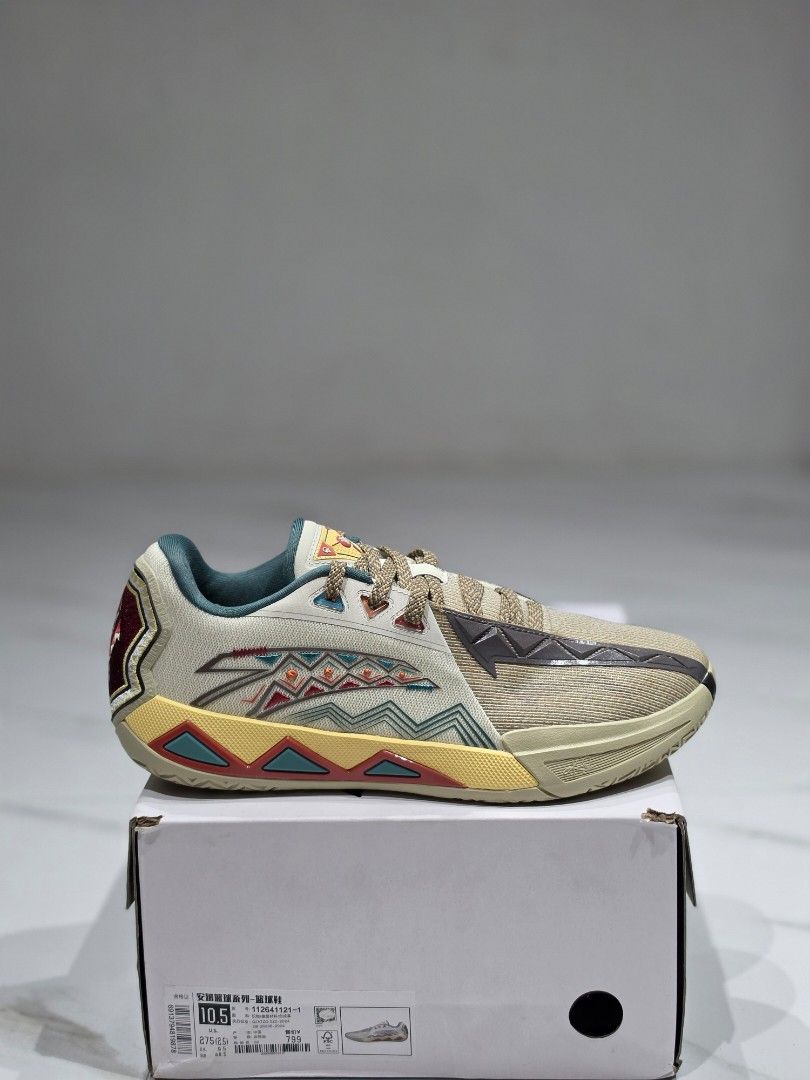 KAI SPEED 3 ORIGIN (Category: Sneakers) located in Caloocan City. Submitted by 321soled (Listing ID 1470634172, Image 1). Description: for sale/trade kai speed 3 origin size 10.5 used / complete 5,495 south caloocan area ig/fb: 321soled.
