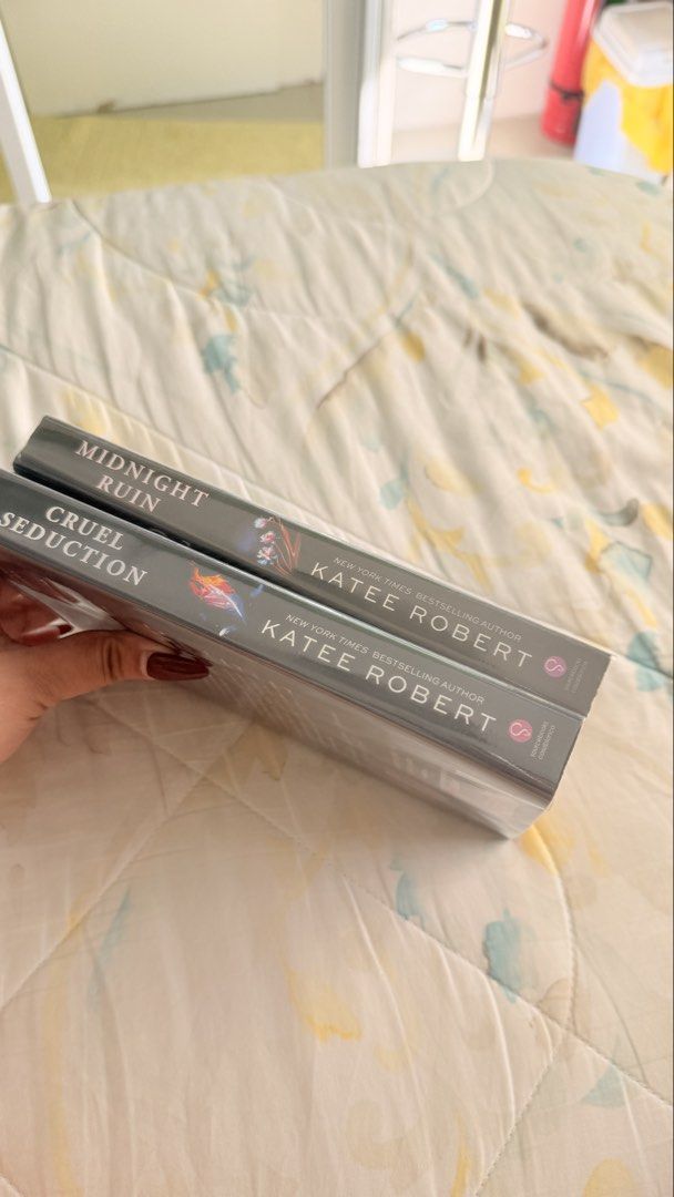 Katee Robert Books (Category: Storybooks) located in Caloocan City. Submitted by fierce.vernadine (Listing ID 1470718499, Image 3). Description: Get both book for 550 Davao area can ship .
