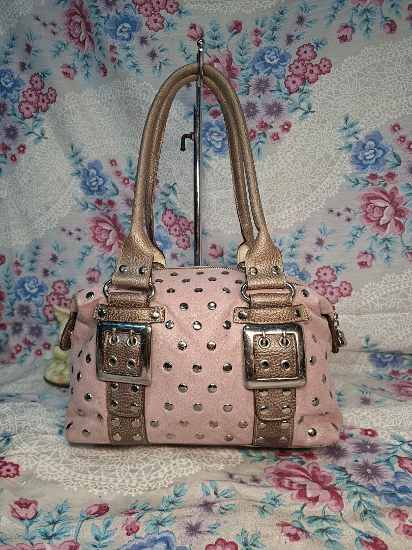 KATHY STUDDED SHOULDER BAG (Category: Shoulder Bags) located in General Mariano Alvarez. Submitted by adonid (Listing ID 1470651083, Image 2). Description: GOOD CONDITION ORIGINAL KATHY STUDDED SHOULDER BAG NO ISSUE COLOR PINK.
