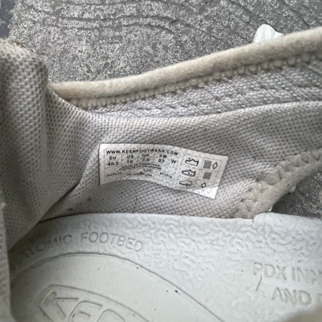 Keen Uneek (Category: Sneakers) located in Malabon City. Submitted by coponxel (Listing ID 1470646720, Image 3). Description: Keen Uneek Size 10 Womens 2000.