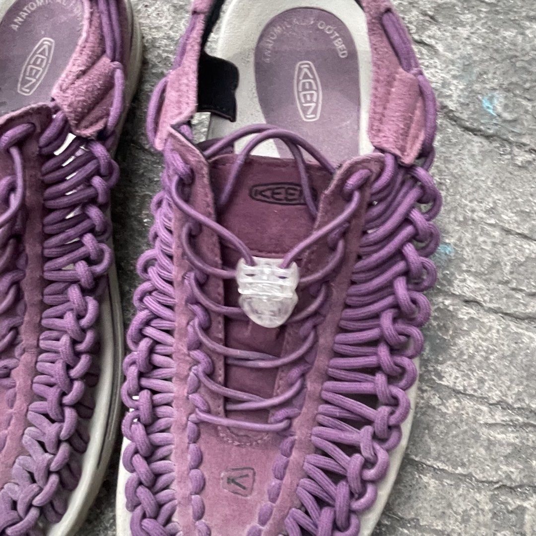 Keen Uneek Purple (Category: Sneakers) located in Malabon City. Submitted by coponxel (Listing ID 1470646925, Image 3). Description: Keen Uneek Purple Size 8.5 Womens 2000.