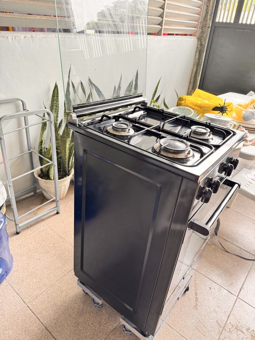 La Germania Gas Range (Category: Other Kitchen Appliances) located in Bulacan. Submitted by skyoreomissy (Listing ID 1470716672, Image 3). Description: FOR SALE: La Germania Gas Range 3-burner gas stove with built-in oven. 📌 Model: FS530 10B 📏 Dimensions: Height: 88 cm Width: 50 cm Depth: 54 cm Pre-loved, with signs of use. 📍 Location: Mapulang Lupa, Pandi, Bulacan 🚚 Pick-up or delivery at buyer’s arrangement and expense. 📩 PM if interested!