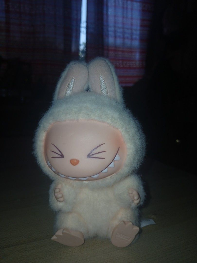 Labubu Macaron Sesame Bean Plush Doll Figure (Category: Plushies & Soft Toys) located in Caloocan City. Submitted by channceylowwe (Listing ID 1470560469, Image 1). Description: - 100% Authentic Pop Mart Labubu plush toy - Color: Cream / Off-white - Doesn't have box or card just the labubu -Has the keychain hook.