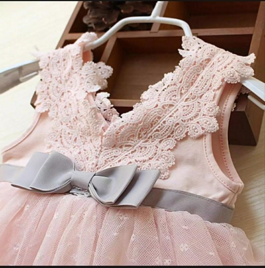 Lace Tutu Dress with Bow (Category: Babies & Kids Fashion) located in Concepcion. Submitted by sellwave (Listing ID 1470567930, Image 1). Description: .