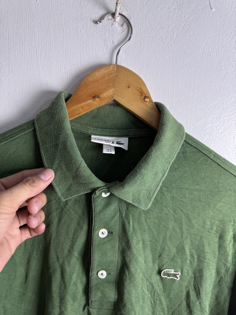 Lacoste green polo shirt (Category: Tshirts & Polo Shirts ) located in Daraga. Submitted by mirandillaadrian (Listing ID 1470706758, Image 2). Description: Authenticn Issue sign of used 19x26.5 Small men 9/10 .
