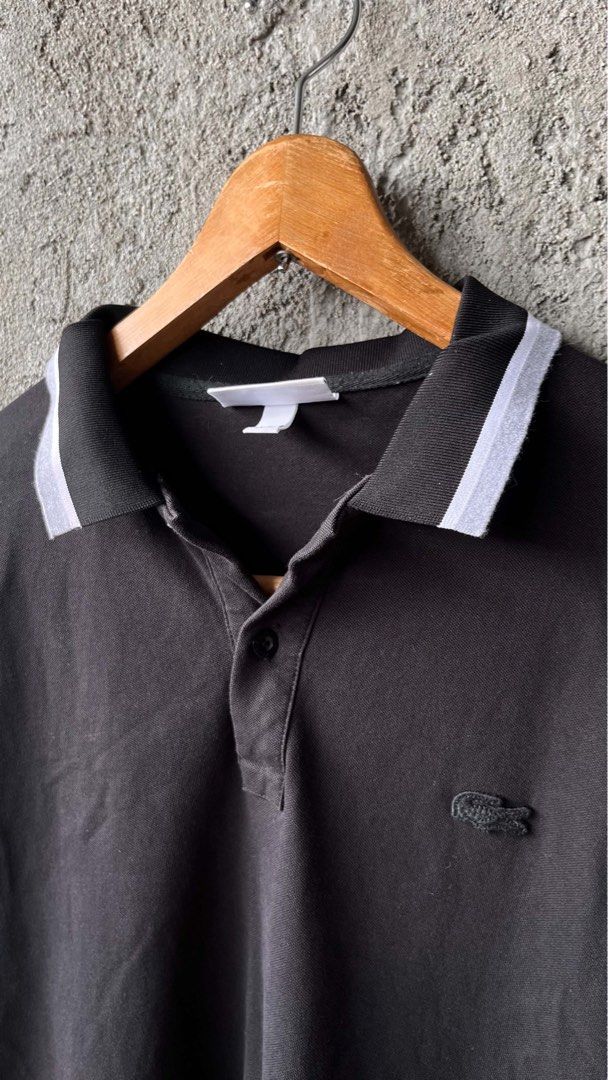 Lacoste Regular Fit Polo Shirt (Category: Luxury Apparel) located in Cabuyao City. Submitted by kisyana (Listing ID 1470657718, Image 2). Description: .