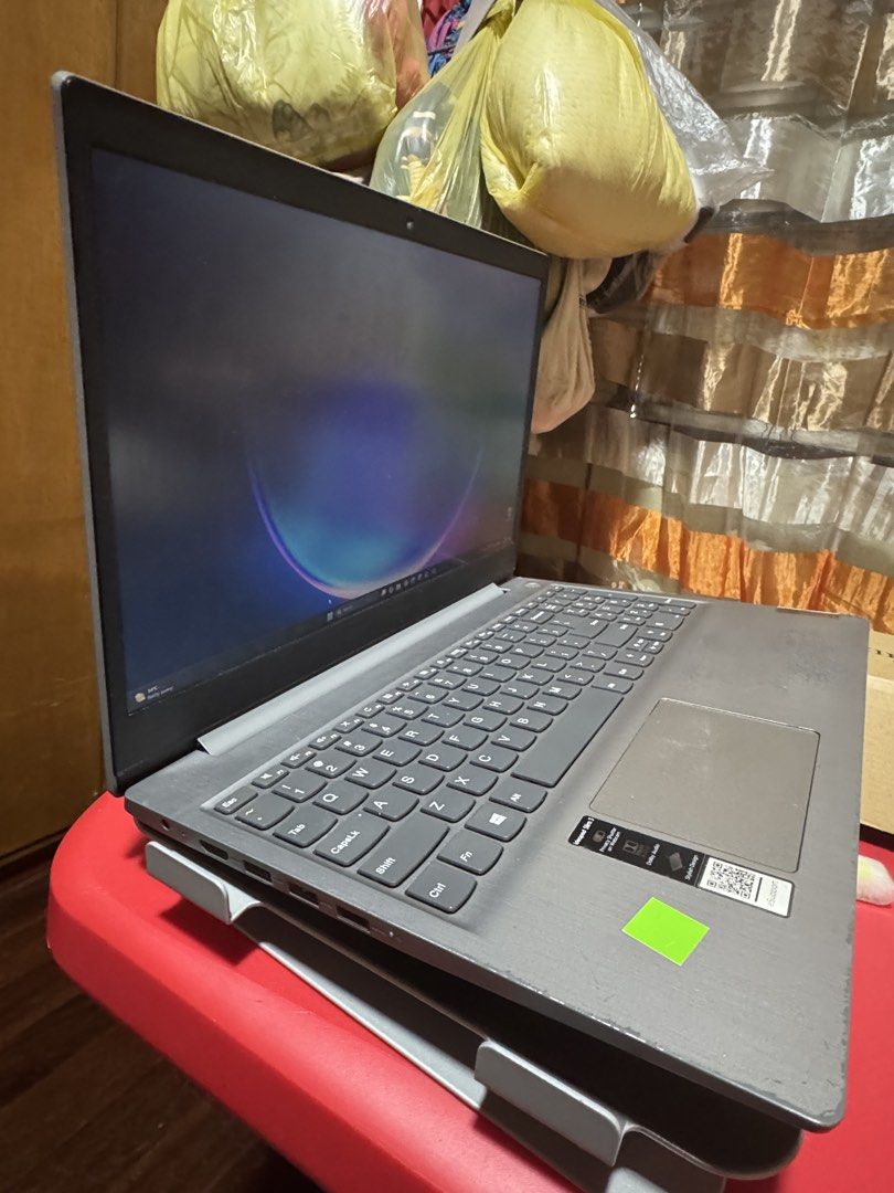 Lenovo IdeaPad Slim 3 Grey Laptop (Category: Laptops & Notebooks) located in Manila. Submitted by hikaru_kiryuu (Listing ID 1470654158, Image 3). Description: OS: Windows 11 Processor: Intel(R) Core(TM) i5-1035G1 CPU Installed RAM: 12.0 GB DDR4 Graphics card: - NVIDIA GeForce MX330 - Intel(R) UHD Graphics Storage: 512 GB nvme SSD.